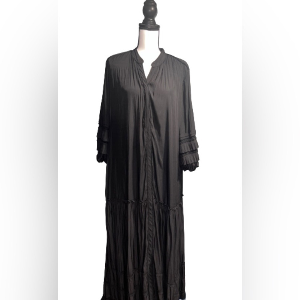 Pleat Detail Midi Dress